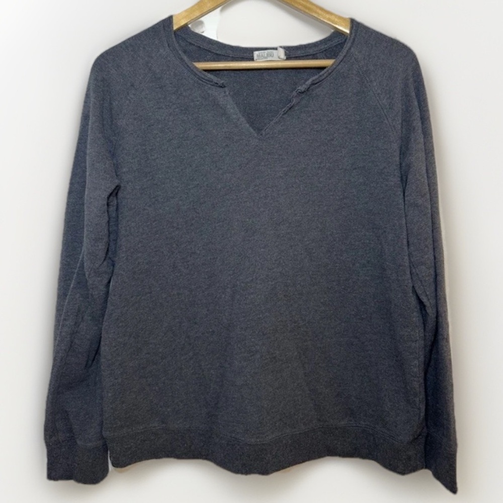 Barefoot Dreams Malibu Shirt Dark Gray Raw Edge V-Neck Top Soft Warm Size Medium